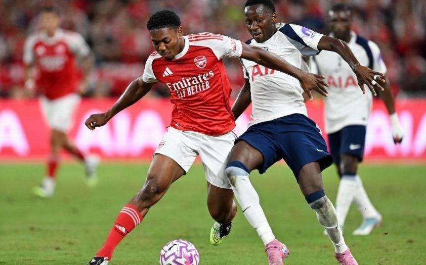 Hình ảnh Tottenham ăn mừng chiến thắng